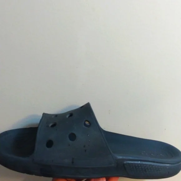 Crocs slide - Picture 1 of 3
